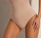 Body gainant string femme nude maintien discret sous tenue - BODY PARIS